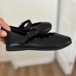 The Children's Place Scalloped Dress Shoes